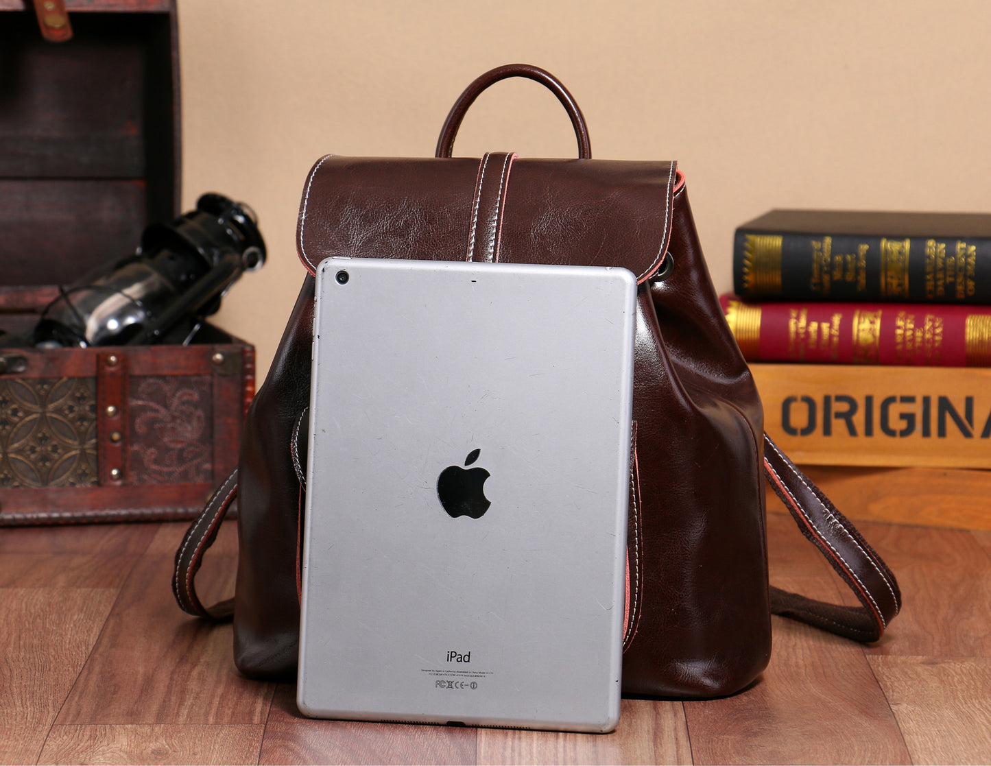 Women's Bags Genuine Leather Fashion School Bags Casual Rucksacks that go with anything