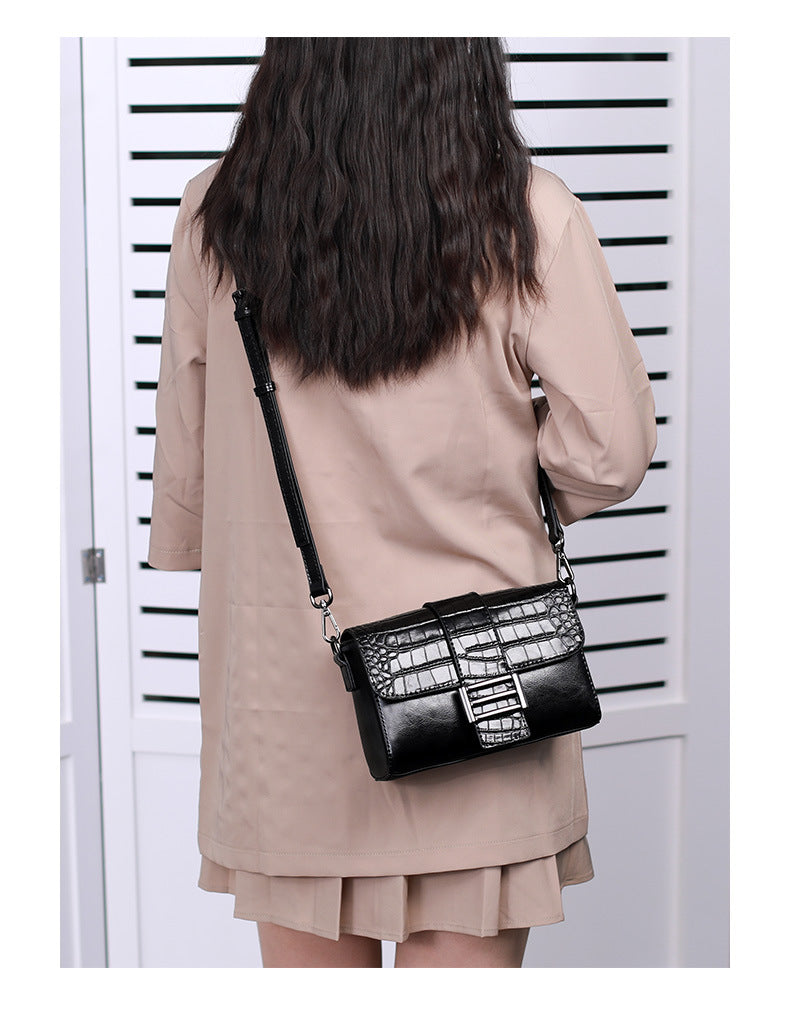 Women's bag Stylish genuine leather crocodile pattern one shoulder bag Broadband Trendy shoulder bag that goes with anything. Pochette