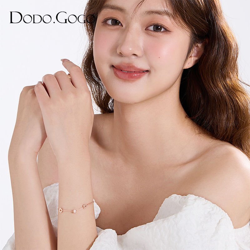 DODOGOGO 贅沢小蛮腰ブレスレット2024新型高級感デザインシンプルブレスレットハンドアクセサリー