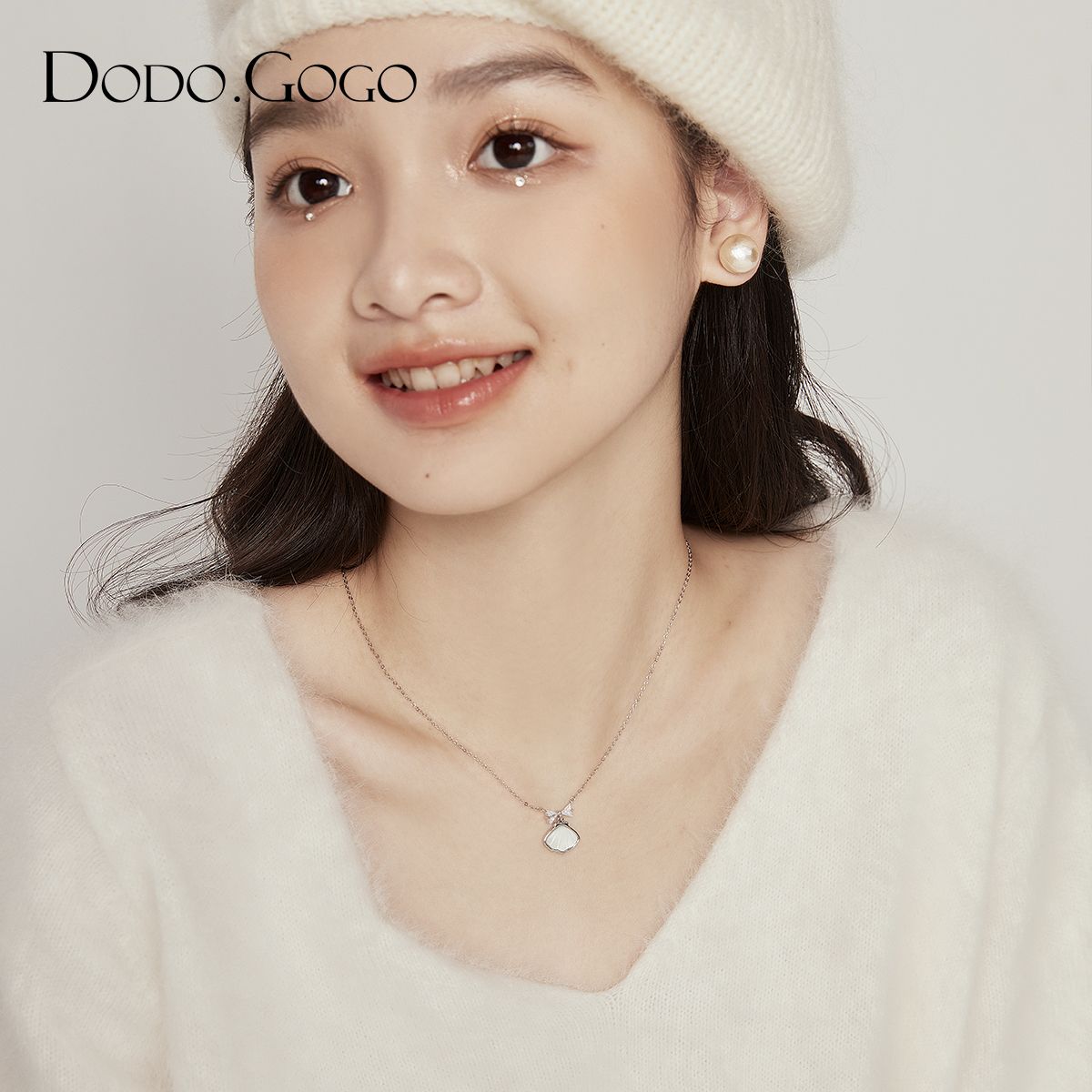 DODOGOGO ホタテペンダントネックレス女性シンプル高級感2024秋冬新作ネックレス