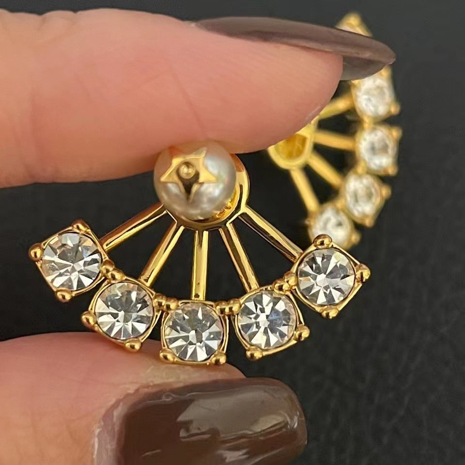 Earrings Cubic Chassis Retro Earrings Fan-shaped earrings that make light of luxury
