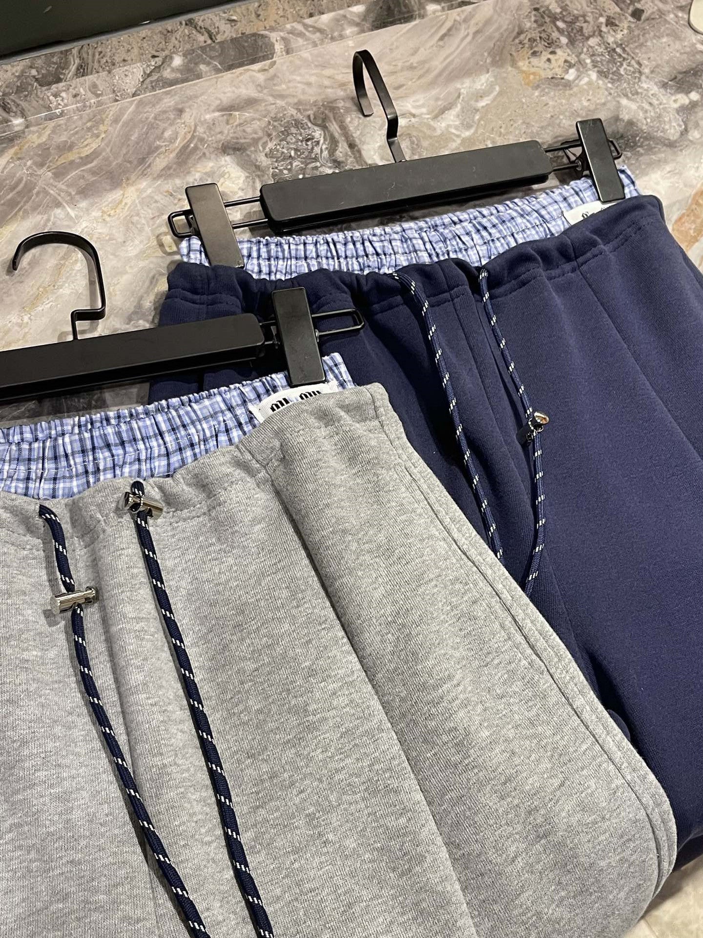 MIUMIUカジュアル おしゃれ女性ズボン KZ0001