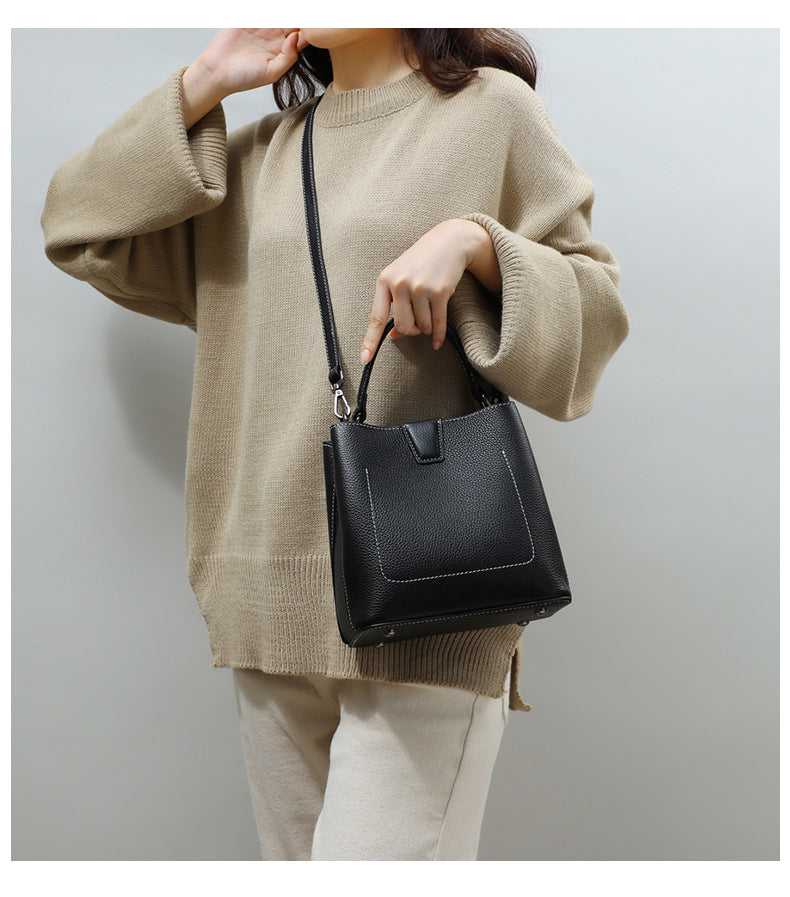 Genuine leather fashion bucket bag handbag simple crossbody bag broadband trend shoulder bag.Pochette