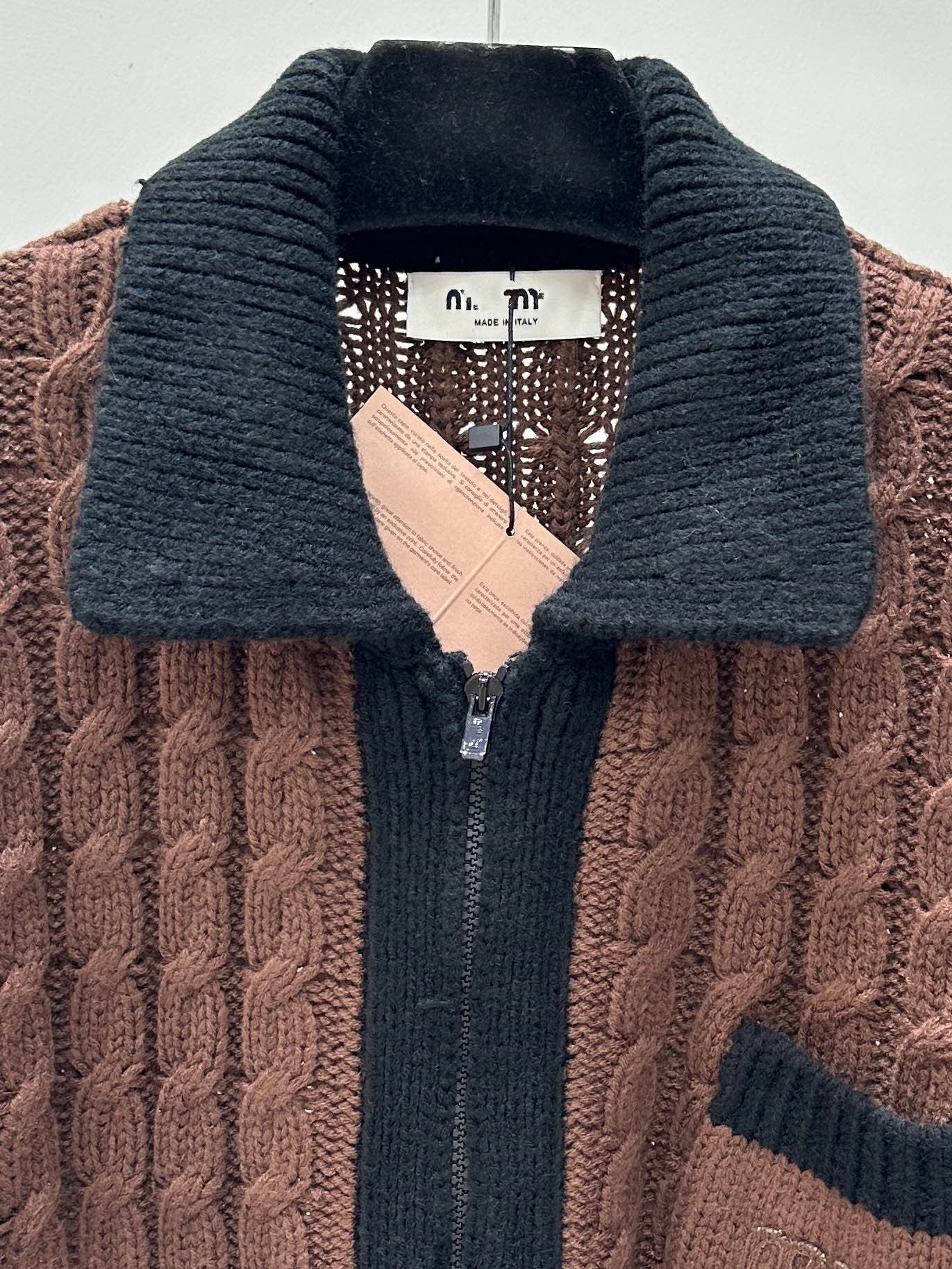 MIUMIU長袖ニット セーターカジュアル おしゃれ上着 SY0634