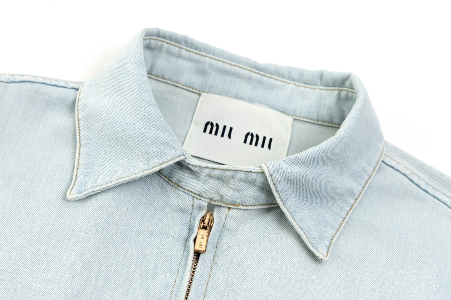 MIUMIU長袖ジャケット クールカジュアル おしゃれ上着 SY0388