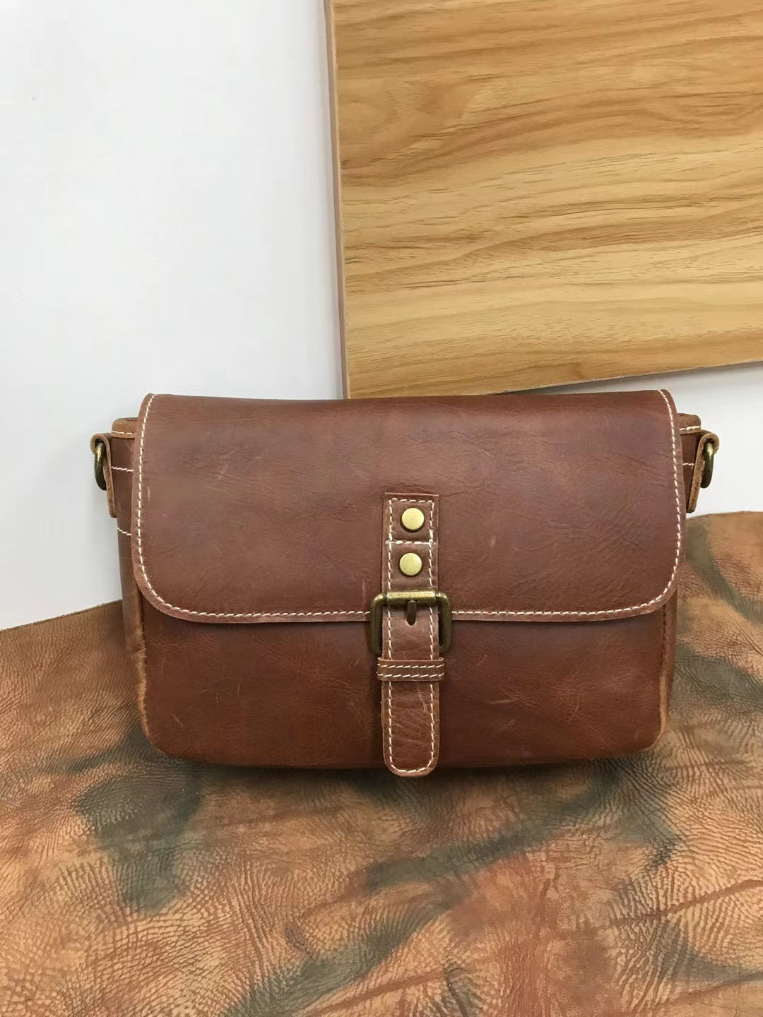 Men's Shoulder Bag Cowhide Casual Fashion Bust Bag Mobile Phone Bag Crossbody Bag Messenger Bag for Men