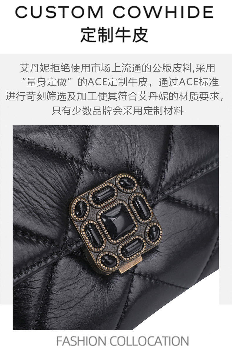 Women's bag Cowhide plaid chain bag Retro luxury fashion shoulder bag that goes with anything. Pochette