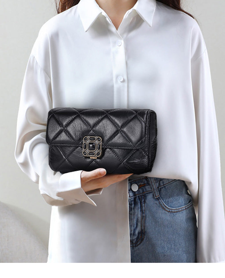 Women's bag Cowhide plaid chain bag Retro luxury fashion shoulder bag that goes with anything. Pochette