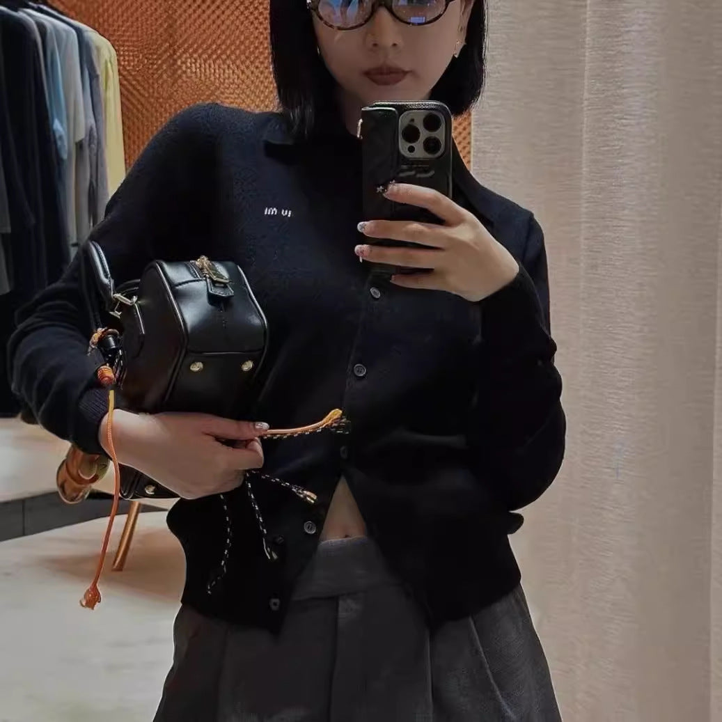 MIUMIU長袖セーターカジュアル おしゃれ上着 SY0673