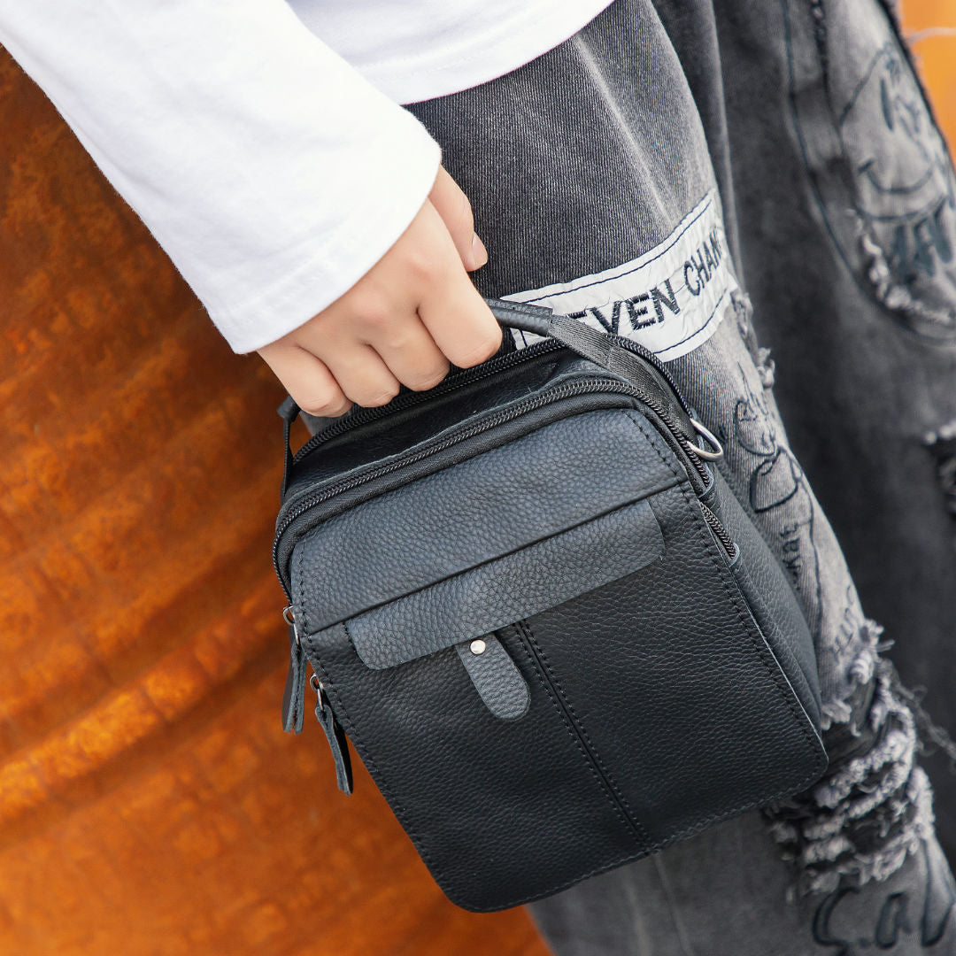 Men's Shoulder Bags Cowhide Business Handbags Outdoor Sports Fashion Crossbody Bags for Men