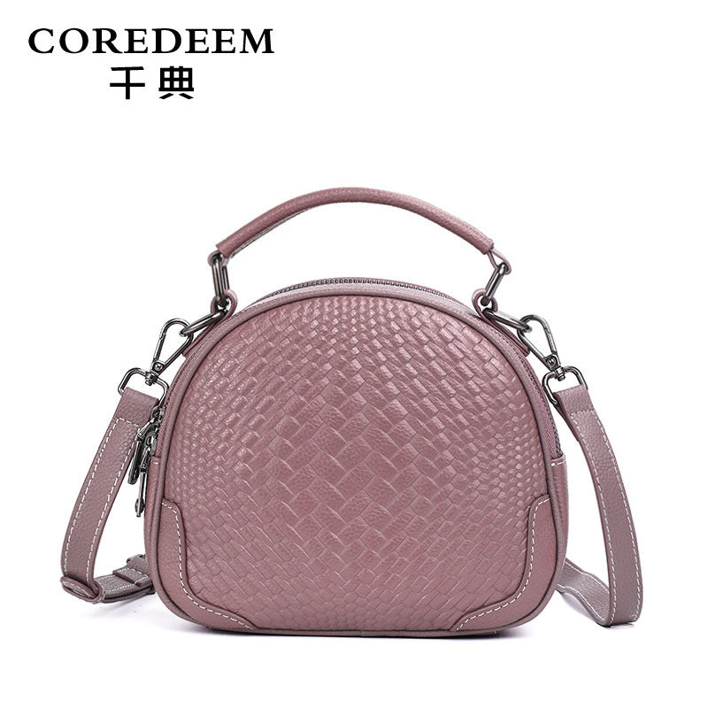 Women's bag Cowhide knitted pattern handbag Casual shoulder bag Fashion Shoulder bag that goes with anything. Pochette