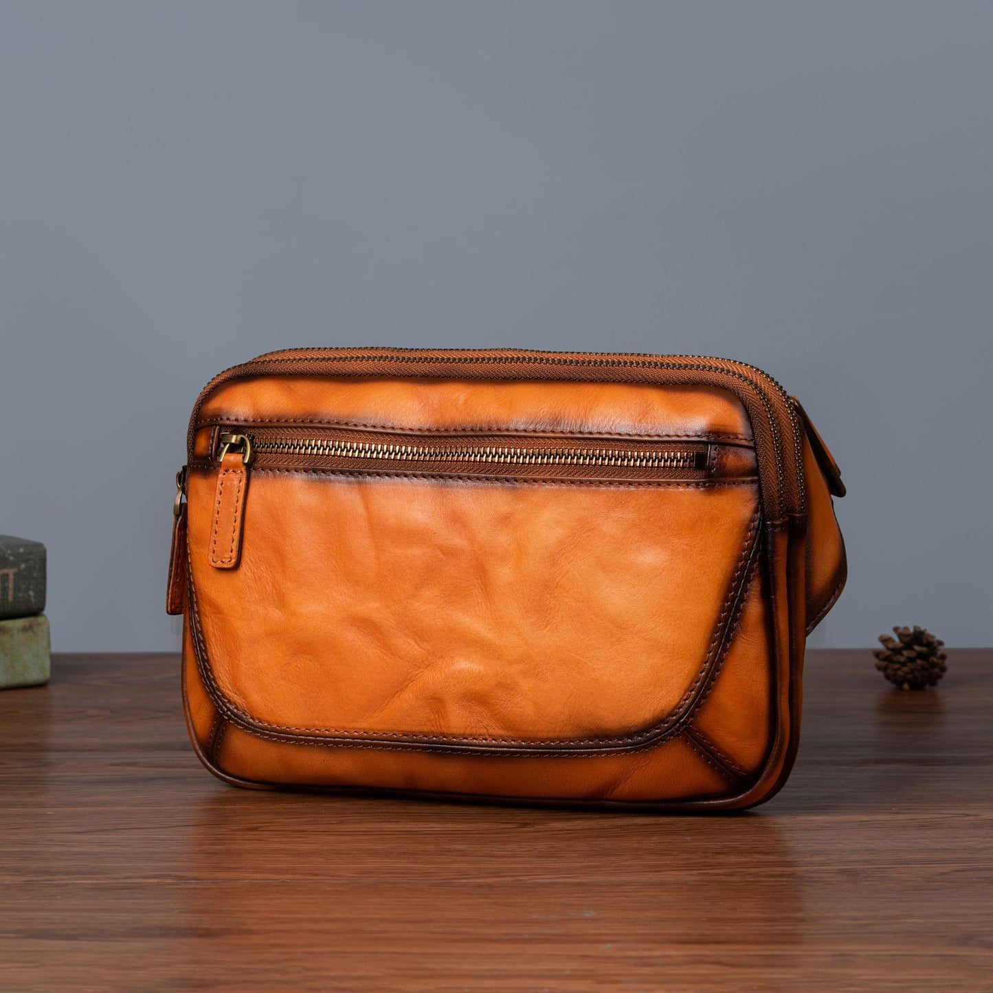 Men's Shoulder Bag Genuine Cowhide Leather Retro Crossbody Bag for Men