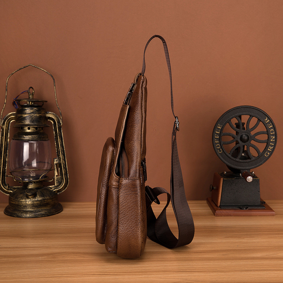 Men's bust bag Genuine cowhide leather retro outdoor versatile crossbody bag for men