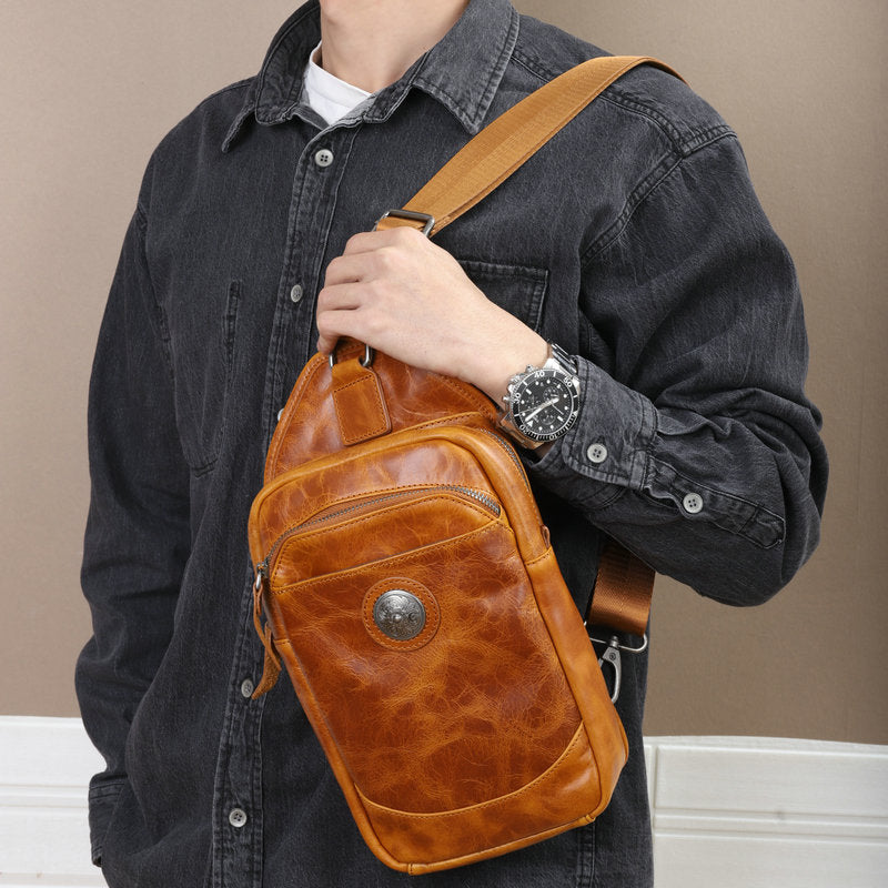 Men's Bust Bag Genuine Cowhide Leather Crazy Horse Retro Casual Shoulder Bag Men's Crossbody Bag