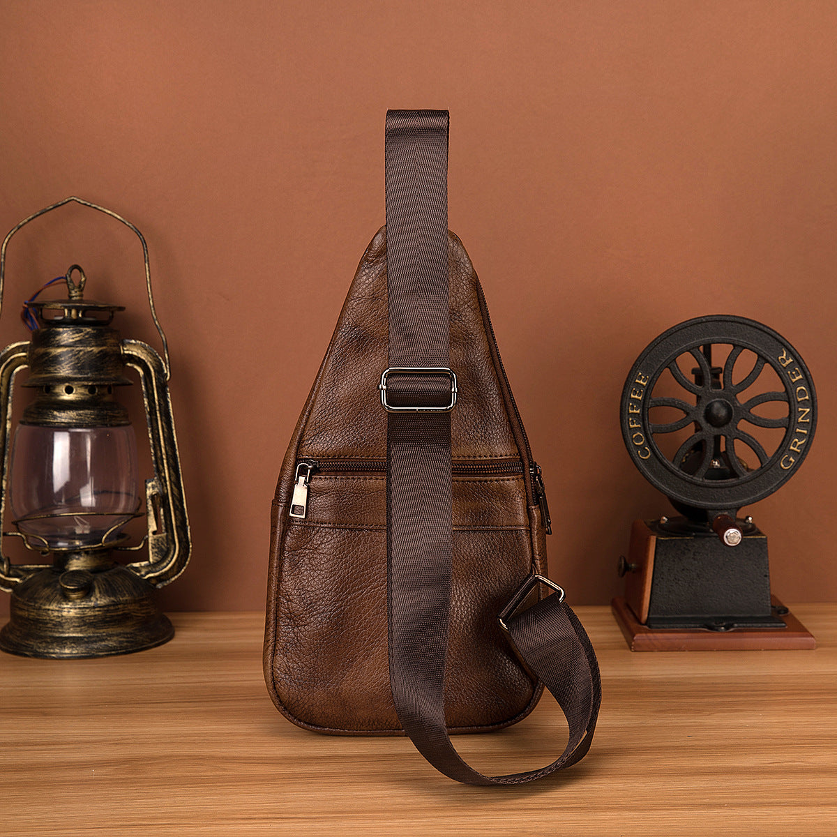 Men's bust bag Genuine cowhide leather retro outdoor versatile crossbody bag for men