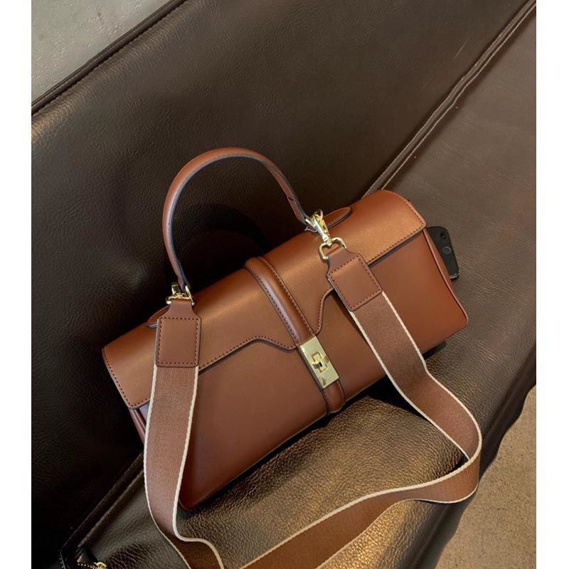 Cowhide women's bag High quality handbag Large capacity Genuine leather retro shoulder bag that goes with anything Fashion handbag.bag