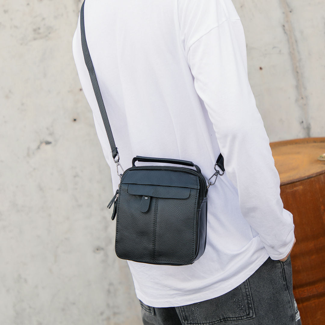 Men's Shoulder Bags Cowhide Business Handbags Outdoor Sports Fashion Crossbody Bags for Men