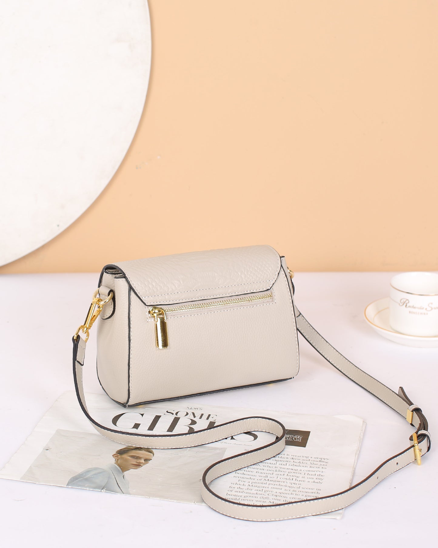 Women's bag Genuine leather crocodile pattern crossbody bag Retro style square bag Fashion shoulder bag. Pochette