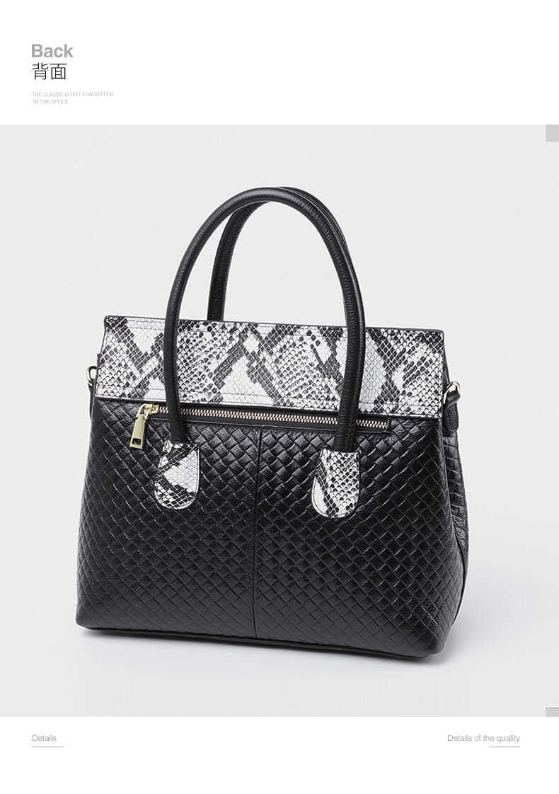 Ladies bag genuine leather fashion handbag large capacity python pattern splice shoulder bag temperament elegant handbag.bag