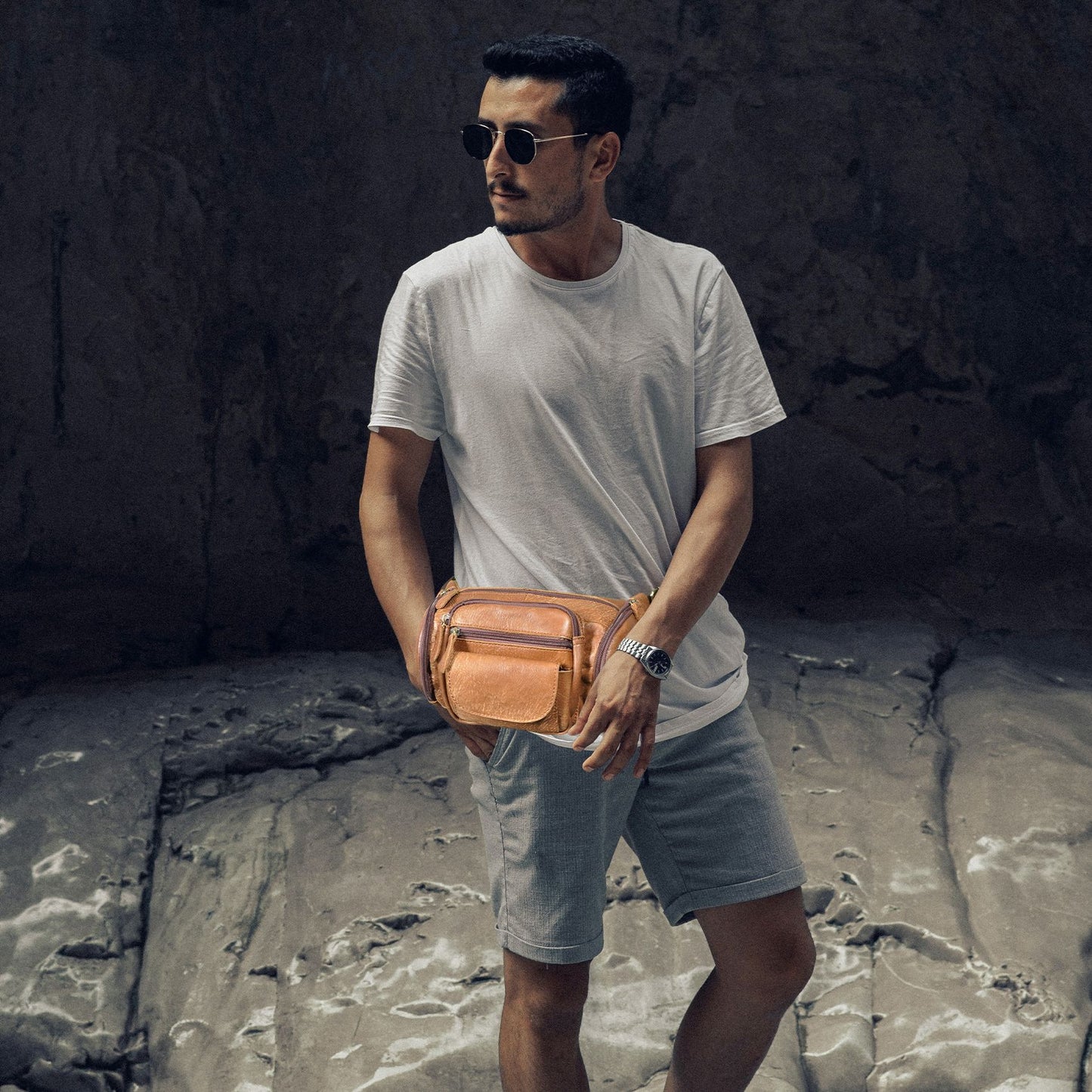 Men's waist pouch cowhide genuine leather fashion retro outdoor bust bag for men