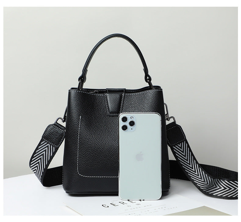 Genuine leather fashion bucket bag handbag simple crossbody bag broadband trend shoulder bag.Pochette