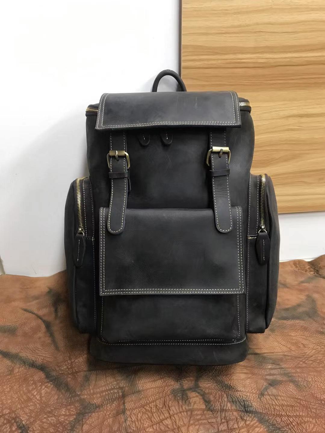 Men's backpack handmade genuine cowhide leather retro unique outdoor travel bag for men