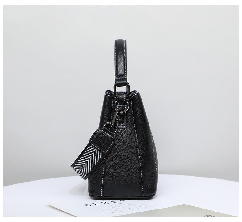 Genuine leather fashion bucket bag handbag simple crossbody bag broadband trend shoulder bag.Pochette