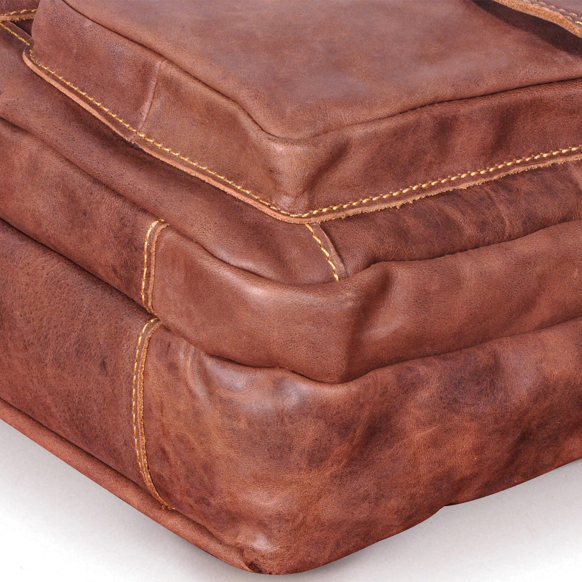 Men's Briefcase Genuine Cowhide Leather Retro Crossbody Bag Men's Shoulder Bag Computer Bag