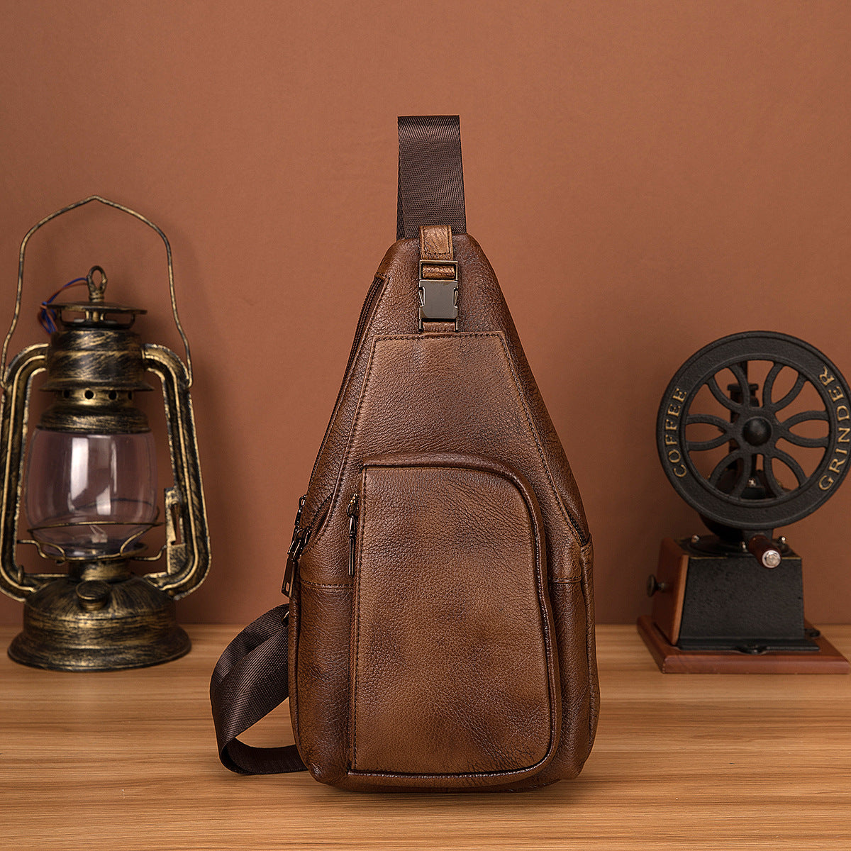 Men's bust bag Genuine cowhide leather retro outdoor versatile crossbody bag for men