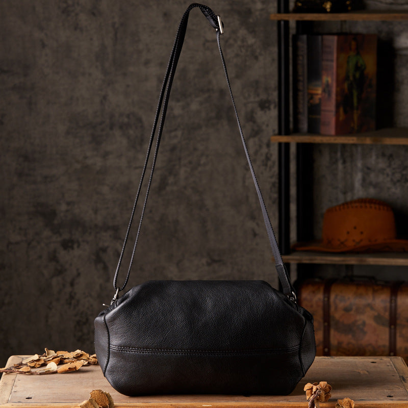 Men's Shoulder Bag Made of Genuine Cowskin Leather Original Handmade Casual Fashion Crossbody Bag