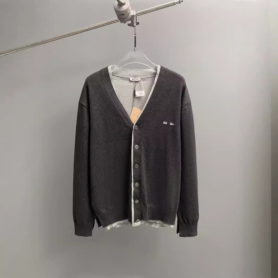 MIUMIU長袖ニット セーターカジュアル おしゃれ上着 SY0577