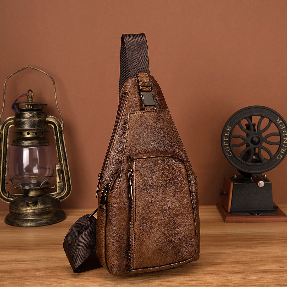 Men's bust bag Genuine cowhide leather retro outdoor versatile crossbody bag for men