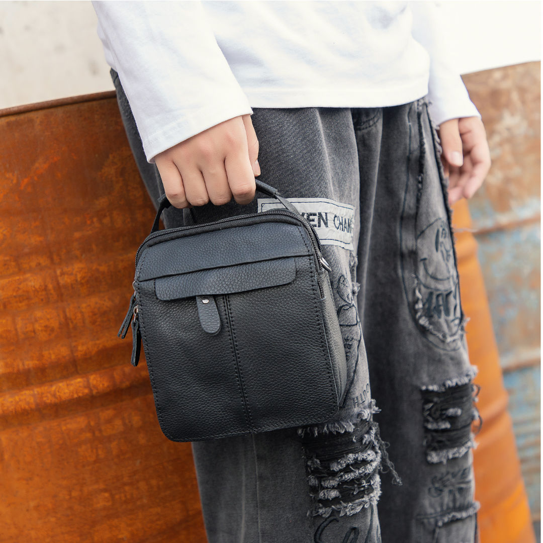 Men's Shoulder Bags Cowhide Business Handbags Outdoor Sports Fashion Crossbody Bags for Men