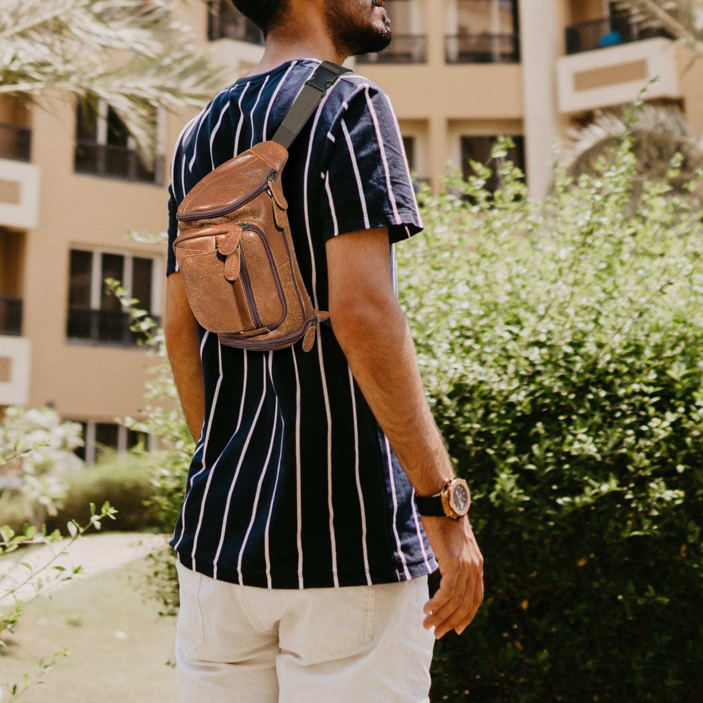 Men's waist pouch cowhide genuine leather fashion retro outdoor bust bag for men