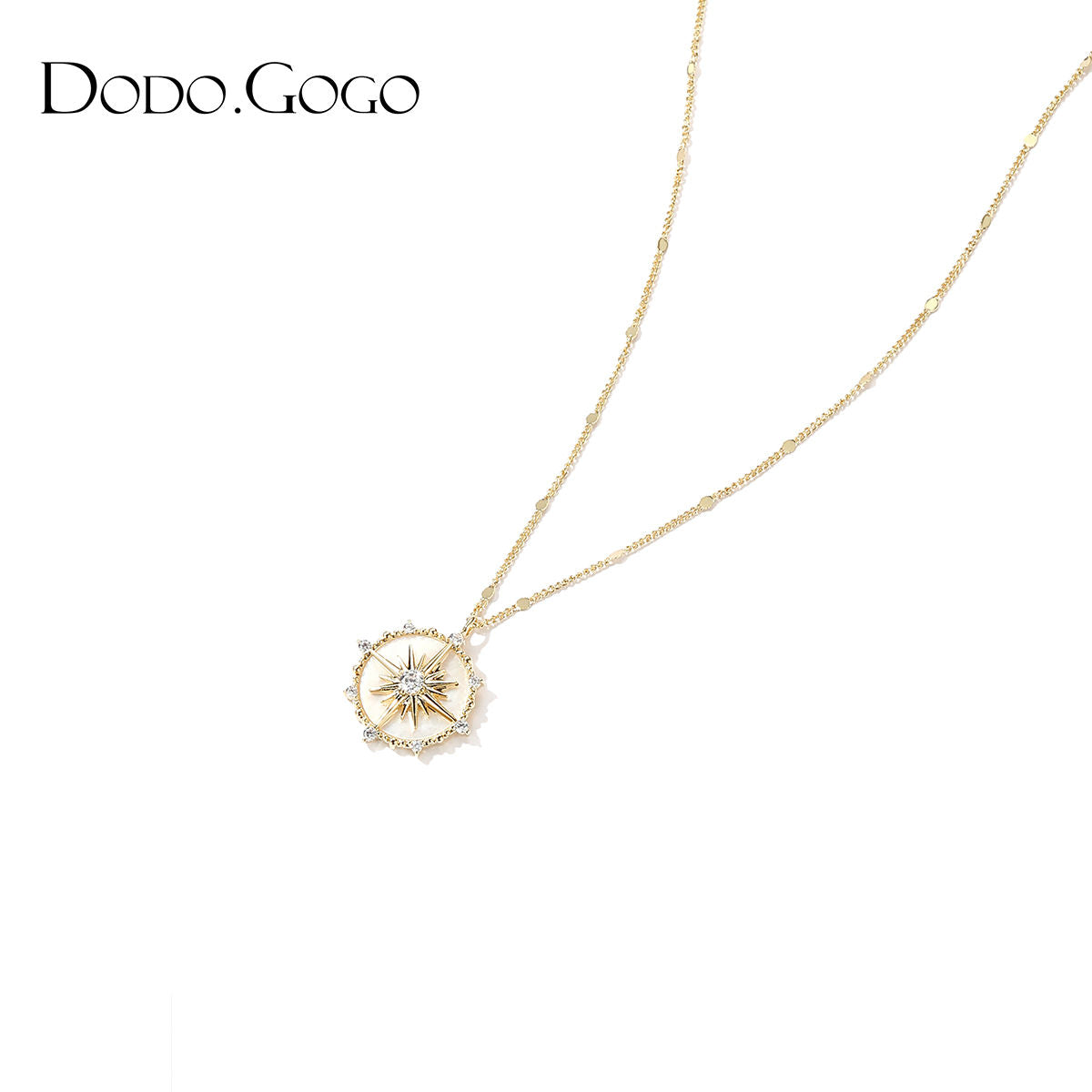DODOGOGO八芒星羅針盤ペンダントネックレス女性高級感デザイン気質鎖骨チェーンネックチェーン