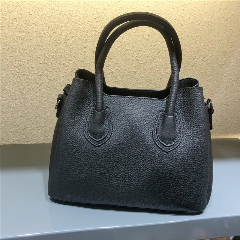 Genuine leather handbag female temperament large capacity one shoulder crossbody fashion simple bag