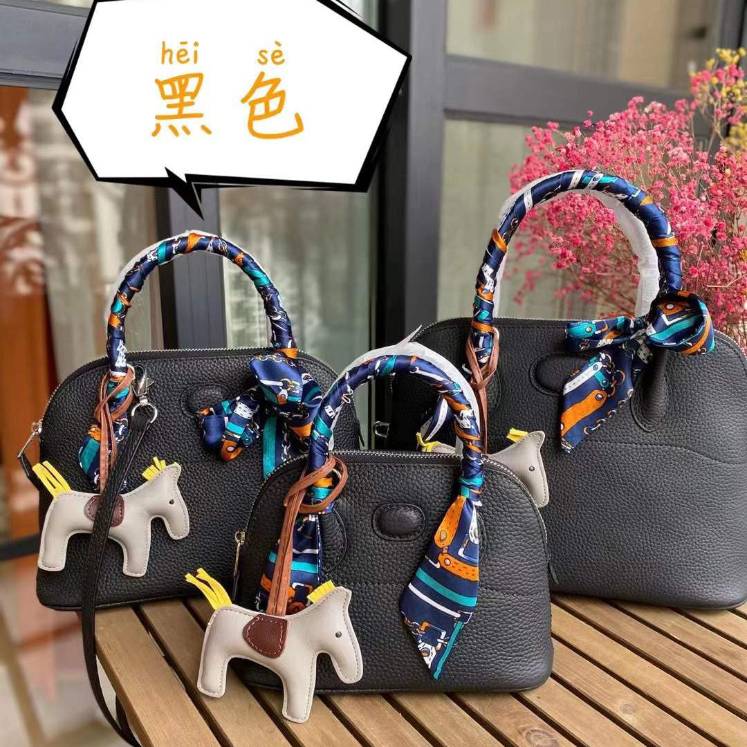 Women's Bag Cowhide Seashell Bag Stylish Handbag Zipper Large Capacity Shoulder Bag Casual Commuting