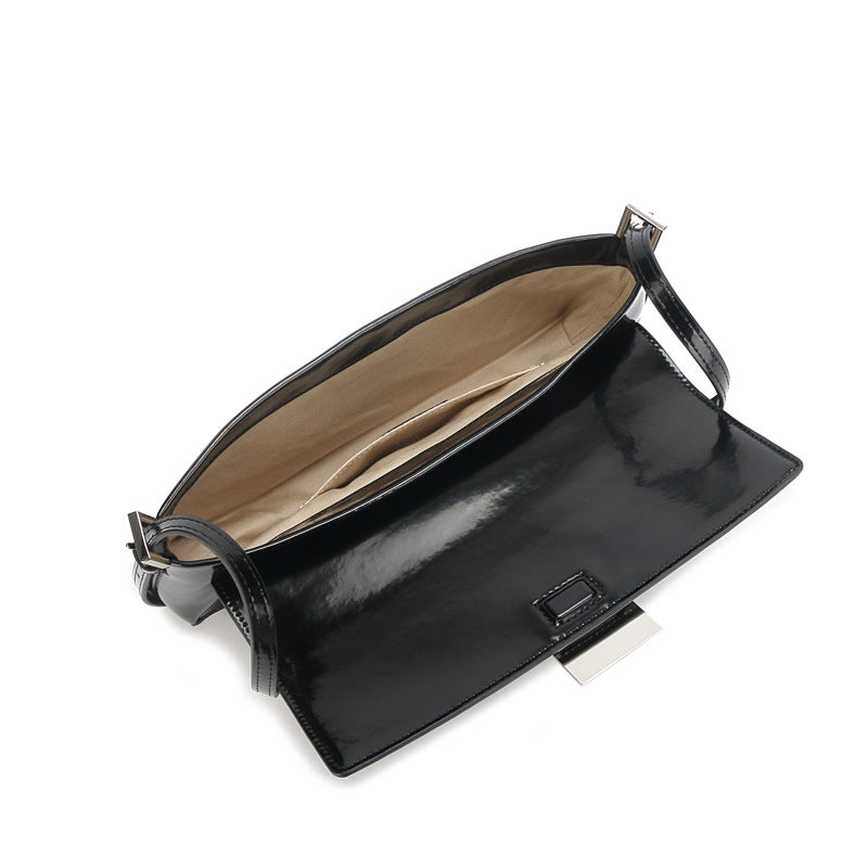 Women's armpit bag Luxury Baguette bag Shoulder bag Crossbody bag Fashion Goes with everything