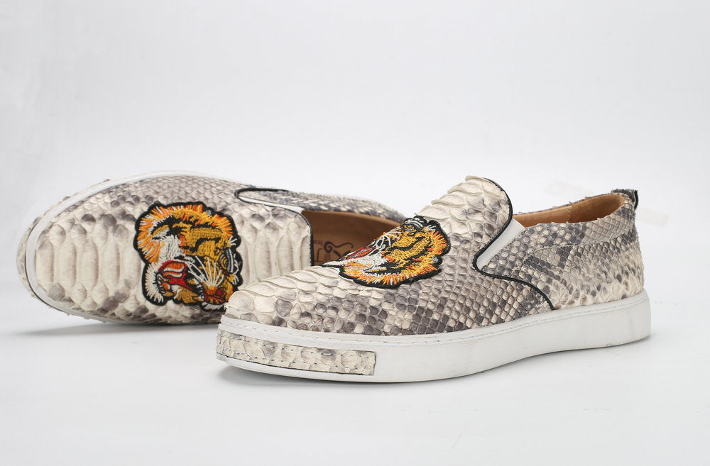 Python Skin Genuine Leather Men's Moccasins Embroidery Tiger Head Fashion Men Shoes Casual Shoes