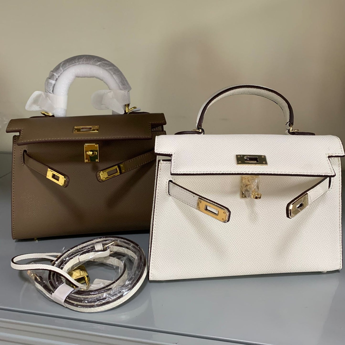 Genuine Leather Women's Handbag Trend Atmospheric Women Small Square Bag Shoulder Bag Crossbody Bag Commuting