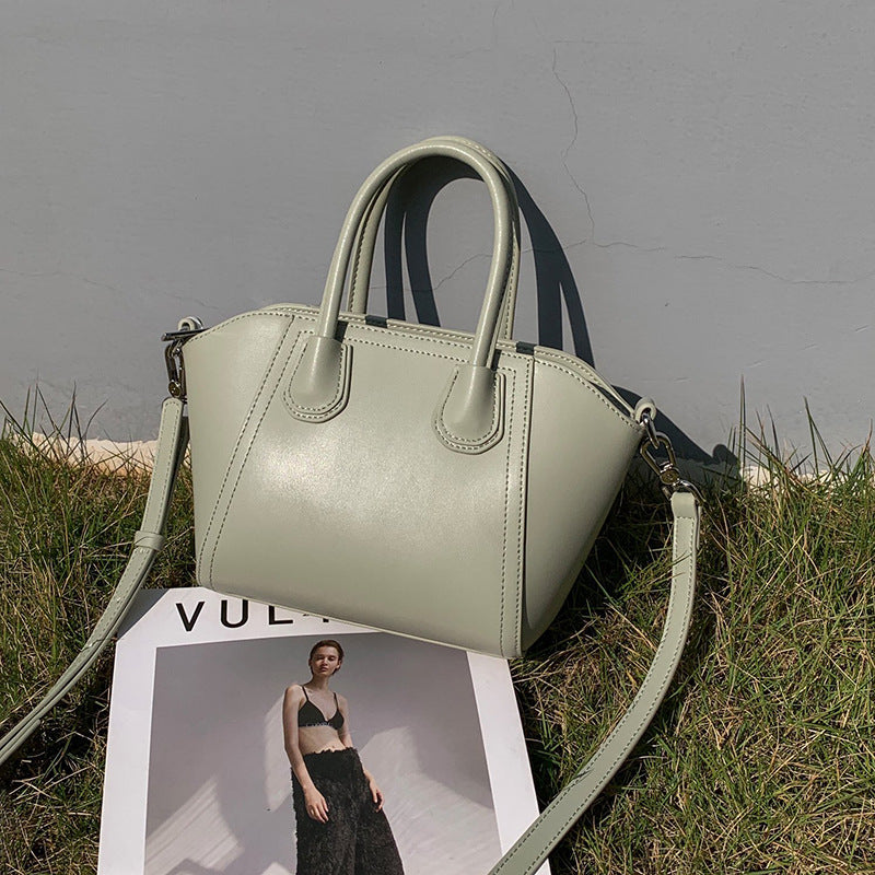 Women's Handbag Temperament Cowhide Large Capacity Commuting Shoulder Bag Crossbody Bag Simple Goes with Anything