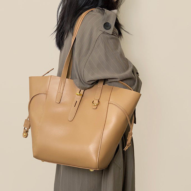 Women's Handbag Genuine Leather Shoulder Bag Large Capacity Goes with Anything Tote Bucket Bucket Bag Casual
