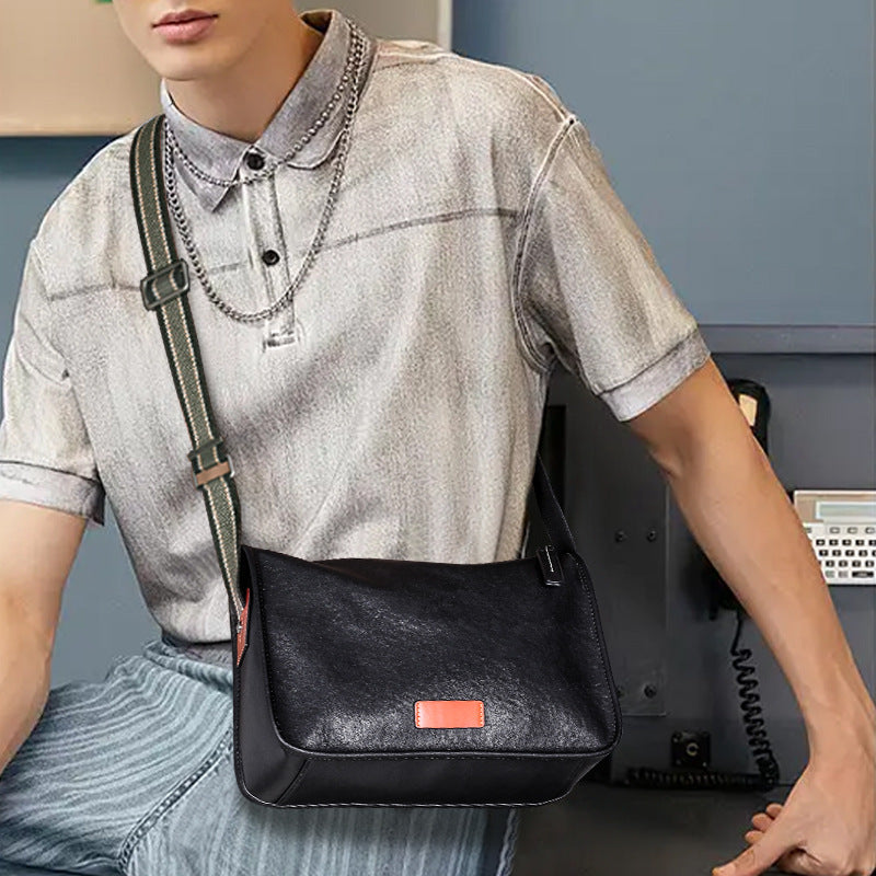 Men's Shoulder Bag Genuine Cowhide Leather Fashion Casual Commuting Crossbody Bag