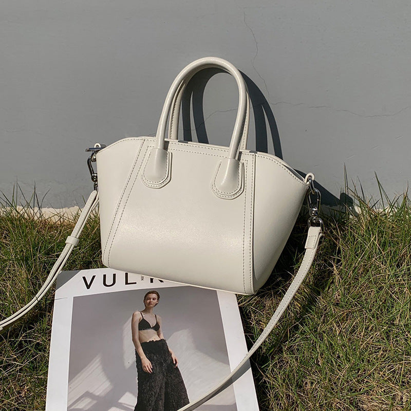 Women's Handbag Temperament Cowhide Large Capacity Commuting Shoulder Bag Crossbody Bag Simple Goes with Anything