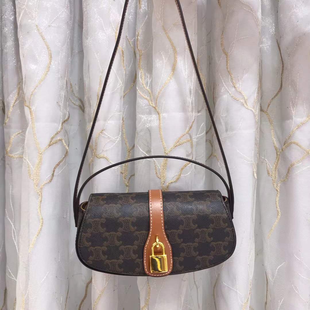 Retro saddle bag Luxury shoulder bag Crossbody bag Casual square bag
