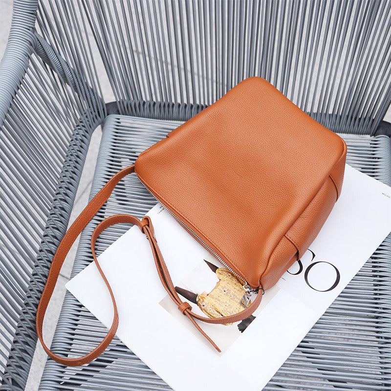 Cowhide shoulder bag tote bag large capacity ladies crossbody bucket bag