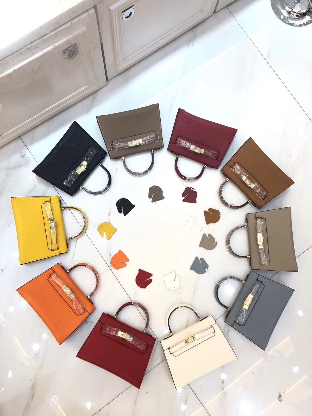 Genuine Leather Women's Handbag Trend Atmospheric Women Small Square Bag Shoulder Bag Crossbody Bag Commuting