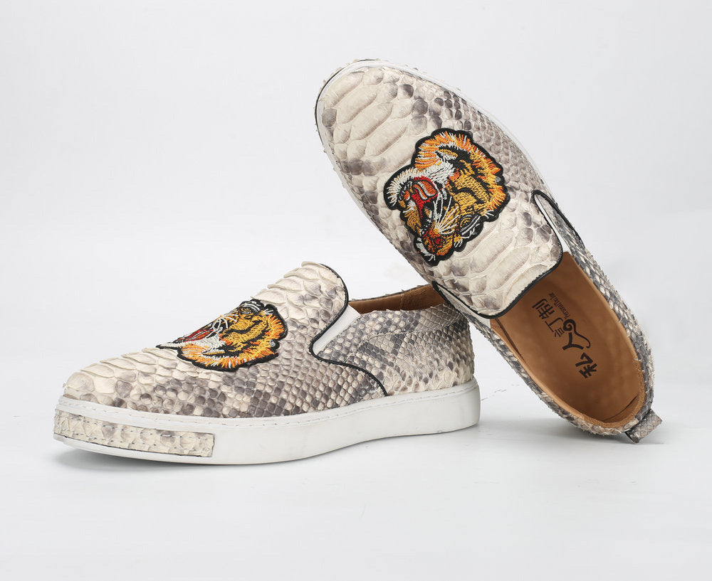 Python Skin Genuine Leather Men's Moccasins Embroidery Tiger Head Fashion Men Shoes Casual Shoes