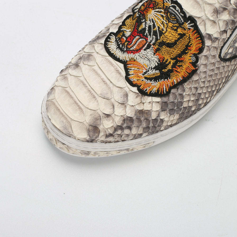 Python Skin Genuine Leather Men's Moccasins Embroidery Tiger Head Fashion Men Shoes Casual Shoes