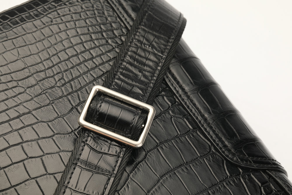 Men's Shoulder Bag Crocodile Skin Genuine Leather Business Casual Outdoor Office Crossbody Bag
